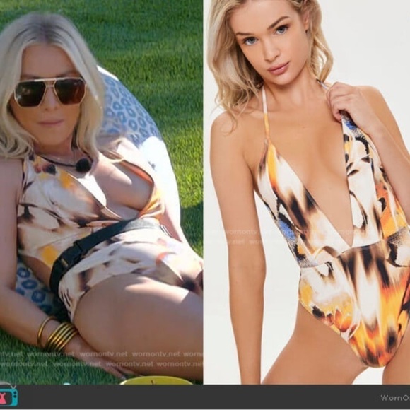 Forever 21 Mady’s abstract Butterfly print swimsuit Love Island USA NWOT small - Picture 1 of 12